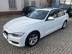 Weiß Gebraucht 2015 BMW 318 Sport Line Limousine | 7.900 € (Fairer Preis)