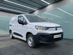 Weiß Gebraucht 2023 Citroën Berlingo Van / Kleinbus | 23.480 € (Teuer)