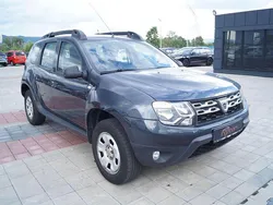 Grau Gebraucht 2016 Dacia Duster Lauréate SUV | 8.990 € (Fairer Preis)
