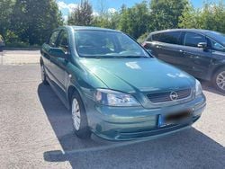 Grün Gebraucht 2003 Opel Astra Kleinwagen | 1.100 € (Guter Preis)