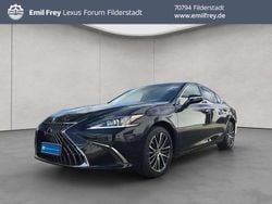 Weiß Neu 2025 Lexus ES300H Business Edition Limousine | 45.480 € (Fairer Preis)