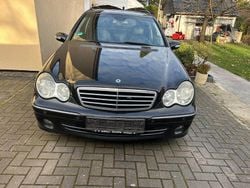 Schwarz Gebraucht 2007 Mercedes C220 Avantgarde Kombi | 1.990 € (Guter Preis)