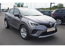 Grau Gebraucht 2022 Renault Captur SUV | 15.550 € (Guter Preis)