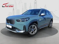 Grün Gebraucht 2024 BMW iX1 xLine SUV | 44.990 € (Etwas zu teuer)