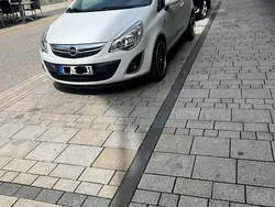 Weiß Gebraucht 2013 Opel Corsa Kleinwagen | 3.300 € (Fairer Preis)