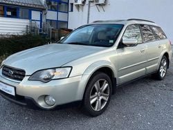 Silber Gebraucht 2006 Subaru Outback Limousine | 3.500 €