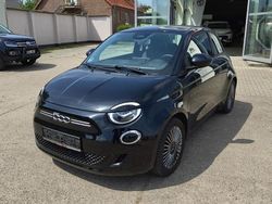 Blau (metallic) Gebraucht 2021 Fiat 500e Icon Limousine | 18.900 € (Fairer Preis)