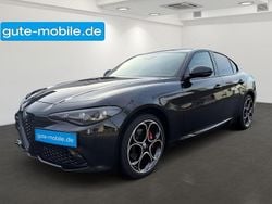 Schwarz nero vulcano (metallic) Gebraucht 2023 Alfa Romeo Giulia Competizione Limousine | 33.980 € (Guter Preis)