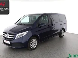 Blau Gebraucht 2021 Mercedes V250 Van / Kleinbus | 47.880 € (Fairer Preis)