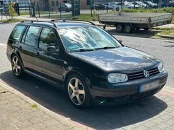 Schwarz Gebraucht 2002 VW Golf IV Sound Kombi | 1.550 € (Guter Preis)