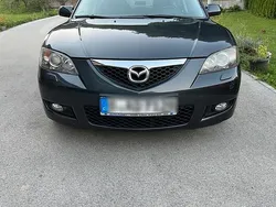 Grau Gebraucht 2007 Mazda 5 Van / Kleinbus | 3.500 €