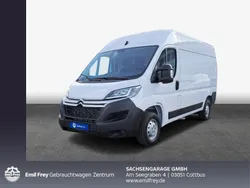 Eisweiß Gebraucht 2023 Citroën Jumper Van / Kleinbus | 30.274 € (Teuer)