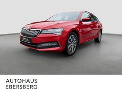 Velvetrot premium metallic Gebraucht 2022 Skoda Superb Kombi | 24.850 € (Etwas zu teuer)