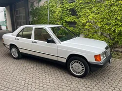 Weiß Gebraucht 1986 Mercedes 190 Limousine | 5.700 €