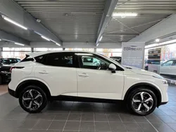 Brilliant white Gebraucht 2023 Nissan Qashqai 360º SUV | 25.999 € (Guter Preis)