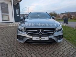 Grau Gebraucht 2020 Mercedes E220 AMG line Kombi | 27.400 € (Fairer Preis)