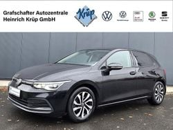 Schwarz Gebraucht 2022 VW Golf VIII Active Limousine | 23.450 € (Fairer Preis)