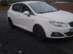 Weiß Gebraucht 2010 Seat Ibiza Ecomotive Limousine | 3.000 € (Fairer Preis)