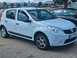 Weiß Gebraucht 2009 Dacia Sandero Kleinwagen | 1.350 € (Superpreis)
