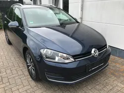 Blau Gebraucht 2016 VW Golf VII Allstar Kombi | 9.450 € (Fairer Preis)