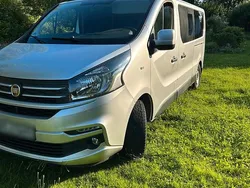 Silber Gebraucht 2017 Opel Vivaro Van | 19.950 €