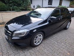 Schwarz Gebraucht 2014 Mercedes A180 Urban Limousine | 8.600 € (Fairer Preis)