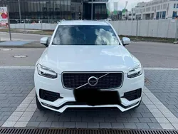 Weiß Gebraucht 2018 Volvo XC90 R-Design SUV | 26.500 € (Fairer Preis)