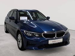 Phytonicblau metallic Gebraucht 2020 BMW 318 Advantage Kombi | 20.590 € (Fairer Preis)