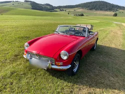 Rot Gebraucht 1975 MG B Cabrio | 16.800 €