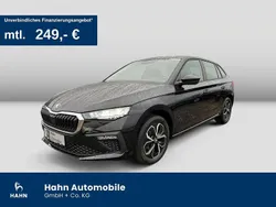 Schwarz Gebraucht 2024 Skoda Scala Selection Kleinwagen | 21.430 € (Fairer Preis)