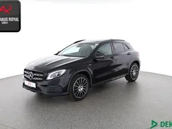 Schwarz (metallic) Gebraucht 2017 Mercedes GLA200 AMG SUV | 23.880 € (Teuer)