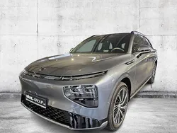 Grau Gebraucht 2025 XPENG G9 AWD Performance SUV | 71.440 € (Fairer Preis)