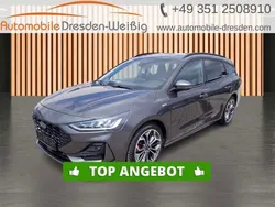 Grau Gebraucht 2022 Ford Focus ST-Line Kombi | 19.980 € (Superpreis)