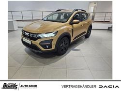 Safaribeige metallic Neu 2025 Dacia Sandero Extreme Kleinwagen | 20.379 € (Etwas zu teuer)