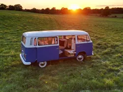 Blau Gebraucht 1972 VW T2 Van | 28.900 €