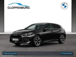 Schwarz Neu 2025 BMW 120 Performance Kleinwagen | 48.410 €