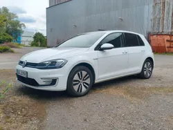 Weiß Gebraucht 2021 VW e-Golf Kleinwagen | 13.999 € (Fairer Preis)