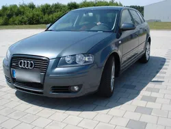 Grau Gebraucht 2006 Audi A3 Sportback Ambition Kombi | 5.450 € (Etwas zu teuer)