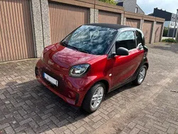 Rot Gebraucht 2022 Smart ForTwo Electric Drive Coupé | 14.500 € (Teuer)