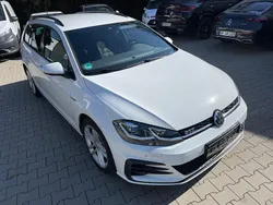 Weiß Gebraucht 2019 VW Golf VII GTD Kombi | 12.950 € (Superpreis)