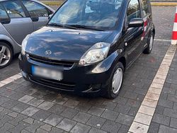 Schwarz Gebraucht 2009 Daihatsu Sirion Kleinwagen | 2.000 € (Fairer Preis)