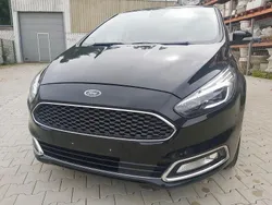 Schwarz Gebraucht 2019 Ford S-MAX Vignale Van / Kleinbus | 19.900 € (Guter Preis)