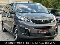 Grau Gebraucht 2017 Peugeot Traveller Allure Van / Kleinbus | 22.690 € (Teuer)