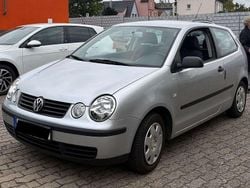 Silber Gebraucht 2004 VW Polo Trendline Limousine | 2.300 € (Fairer Preis)