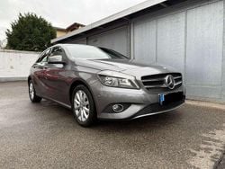 Grau Gebraucht 2014 Mercedes A180 Limousine | 8.990 € (Superpreis)