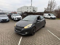 Grau Gebraucht 2013 Peugeot 208 Allure Kleinwagen | 4.300 € (Guter Preis)