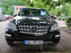 Schwarz Gebraucht 2011 Mercedes ML300 SUV | 8.900 € (Guter Preis)