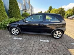 Schwarz Gebraucht 2003 Opel Corsa Limousine | 1.300 € (Fairer Preis)