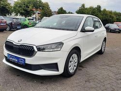 Weiß Gebraucht 2023 Skoda Fabia Active Kleinwagen | 12.980 € (Guter Preis)