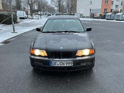 Schwarz Gebraucht 1999 BMW 323 Limousine | 4.500 € (Guter Preis)